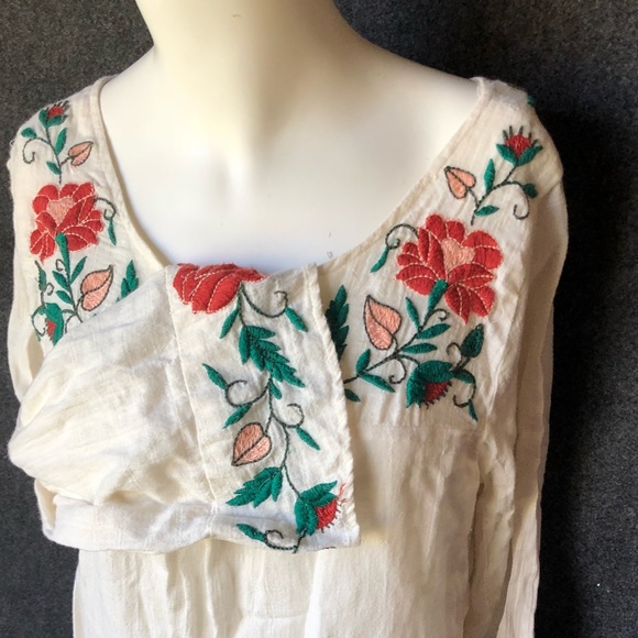 Lucky brand rare style peasant top w/detail stich - Picture 4 of 7